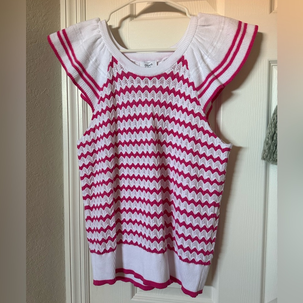 Crown & Ivy Chevron Top